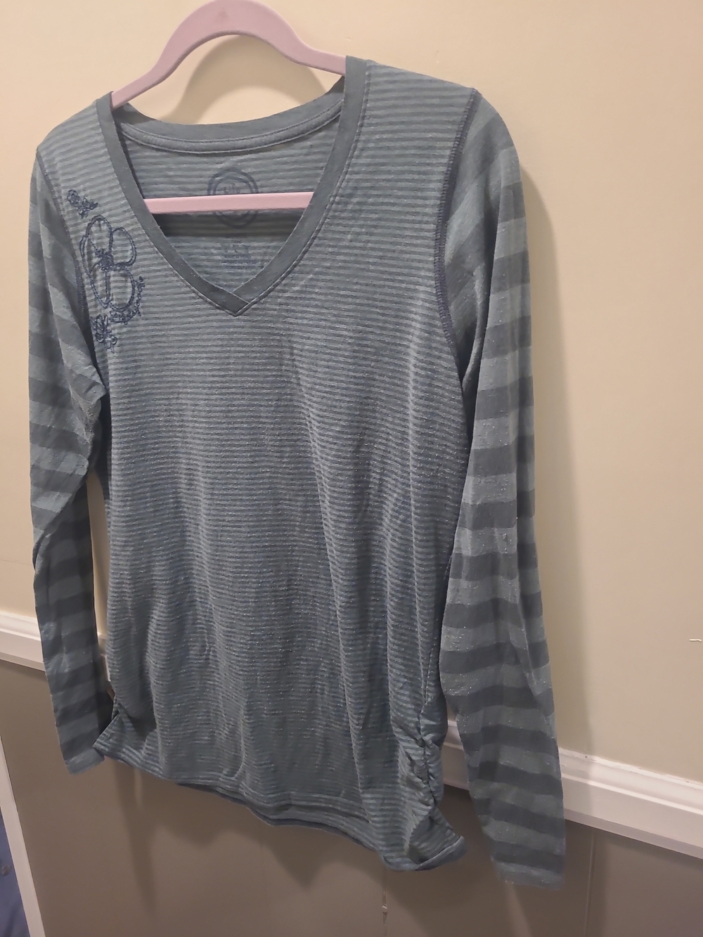 Life is Good Shirt Womens Large Green Striped Floral Ruched Sides Long Sleeve - Picture 2 of 9